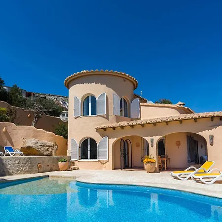 Villa Belvilla By Oyo Casa Camelias *